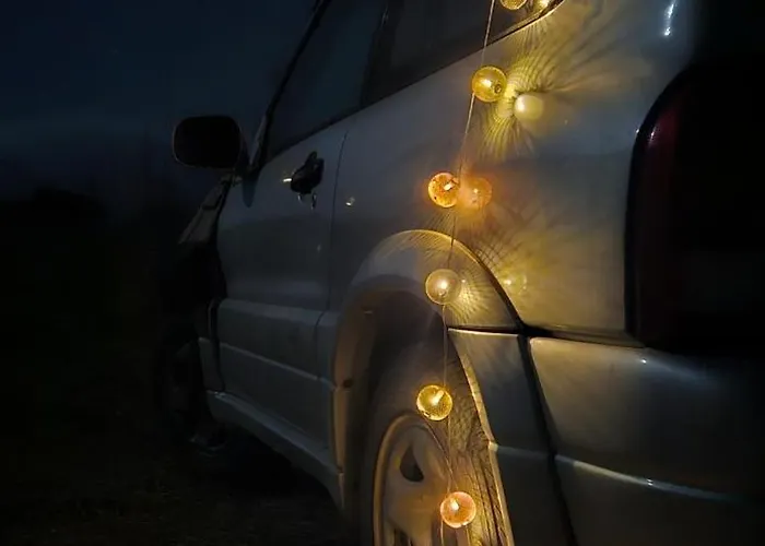 Rooftop Jeep Escape Sleep Under The Stars Luxury tent *